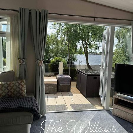 The Willows Jet Ski Lake View Tattershall Lakes 호텔 외부 사진